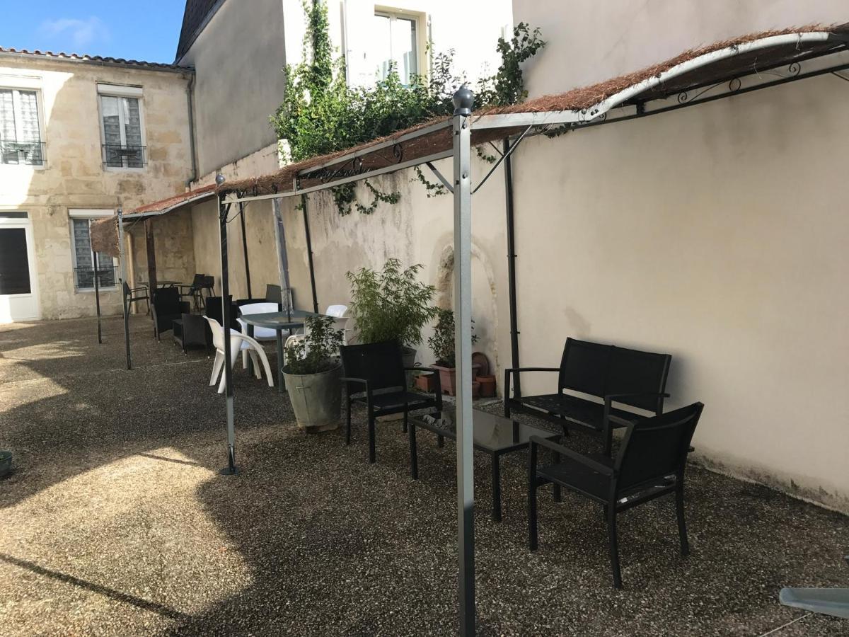 Ile De Nole Apartment Рошвор Екстериор снимка